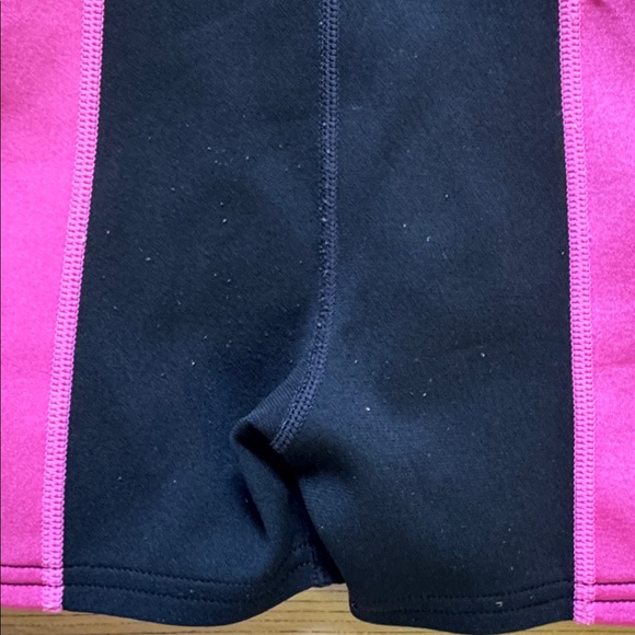 TYR Rashguard /Wetsuit - Picture 3 of 3